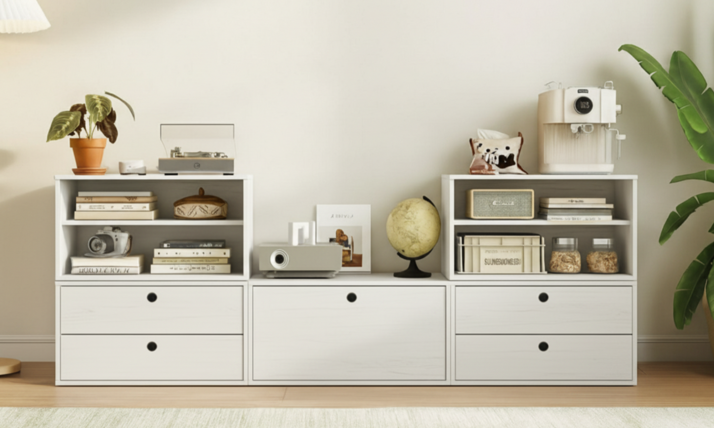 Beyaz modüler konsol